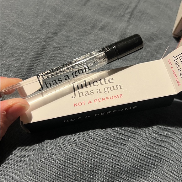 NIB Makeup Bundle - Picture 4 of 12